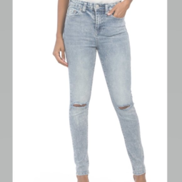 True Religion Jennie Curvy High Rise With Destroy in Light Whisper Size 32 - Picture 1 of 13